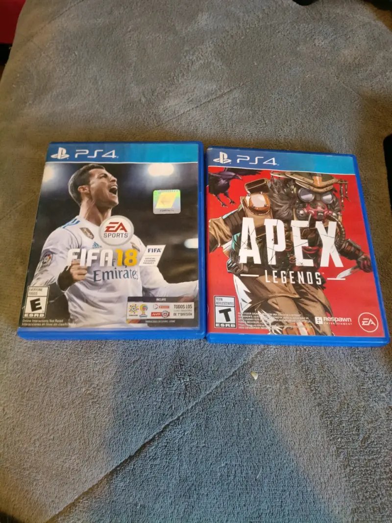 Consola PS4 con dos juegos - 5