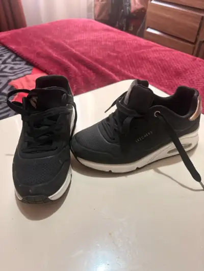 Zapatillas negras Skechers - miniatura 3