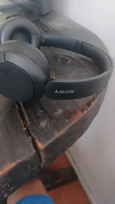 Audífonos Sony inalámbricos - miniatura 1
