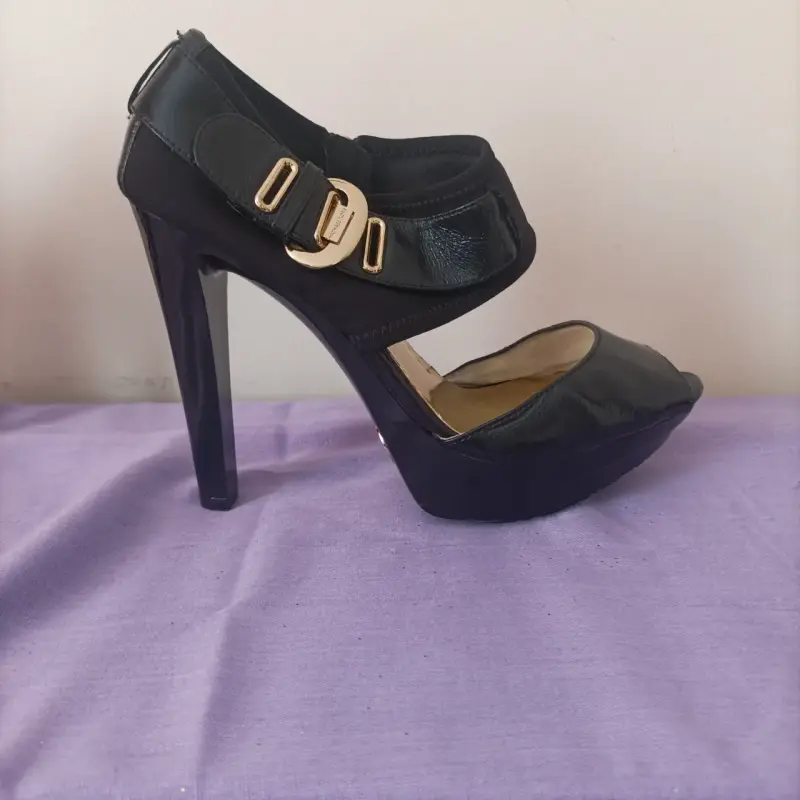 Zapatos Michael Kors sin uso - 4