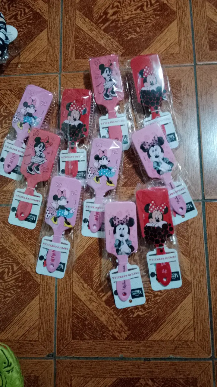 Cepillos Minnie Mouse variados