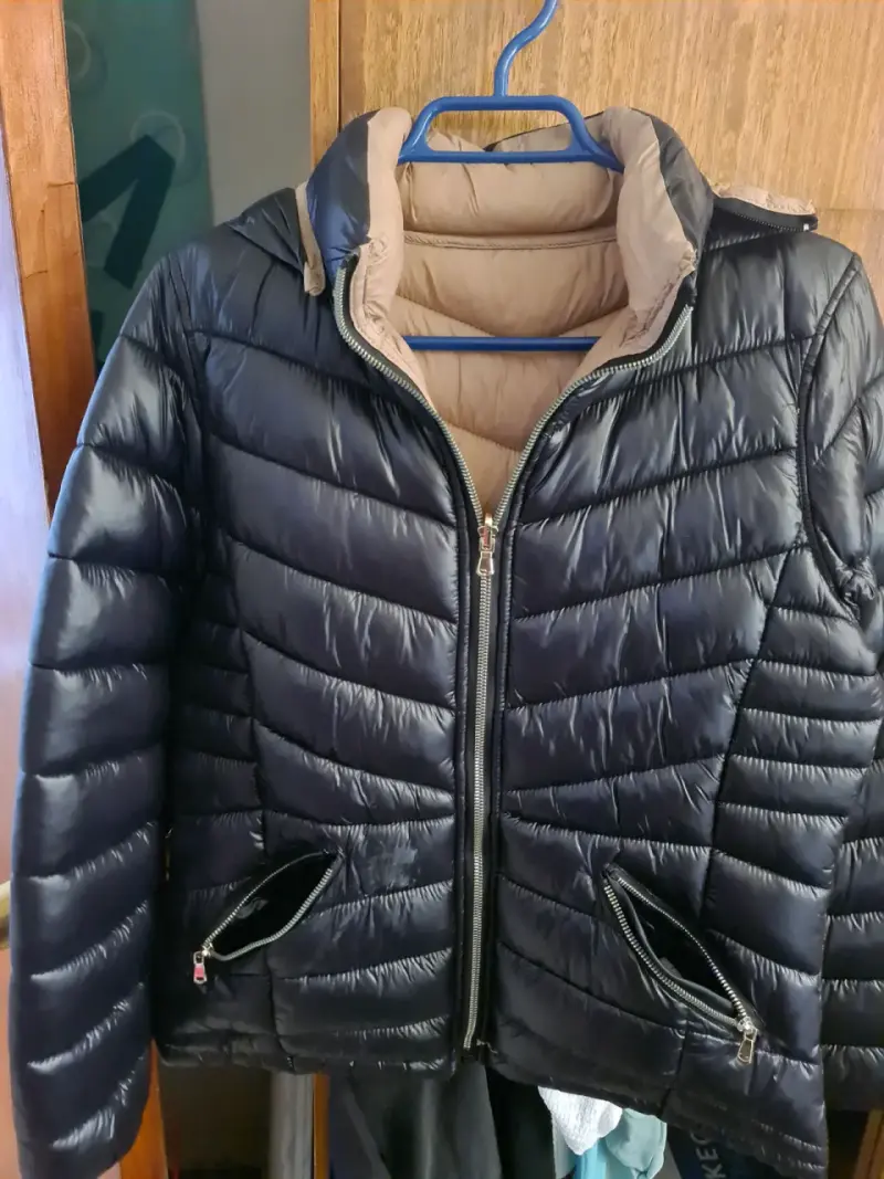 Chaqueta acolchada negra wados