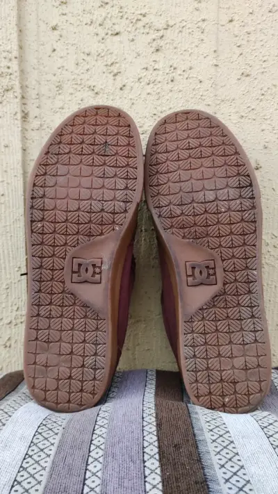 Zapatillas burdeo DC - miniatura 3