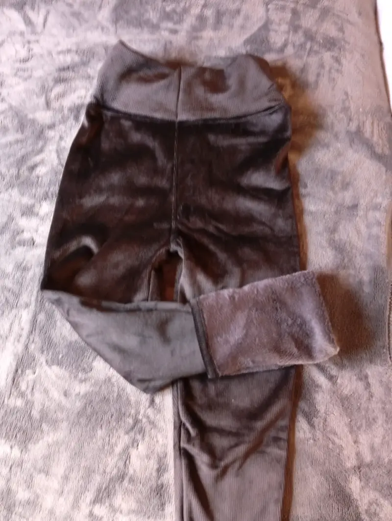 Leggings de terciopelo gris