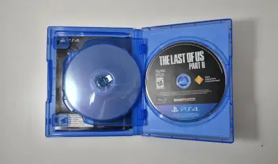 Juego PS4 The Last of Us Part II - miniatura 3