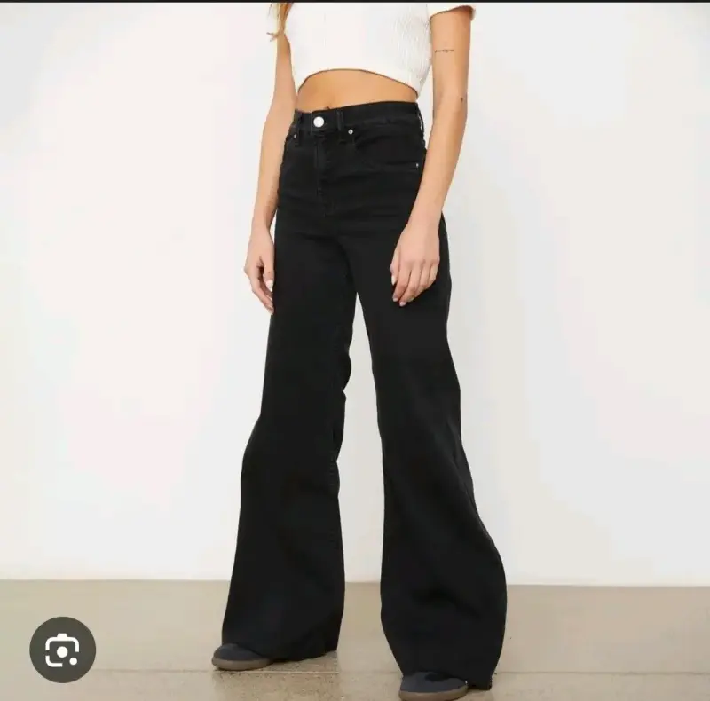 Jeans azul oscuro wide leg