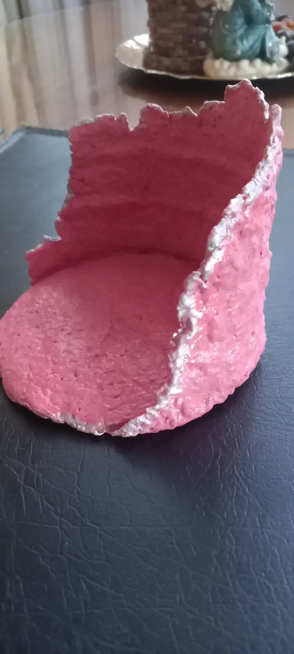 Objeto decorativo rosa hecho a mano
