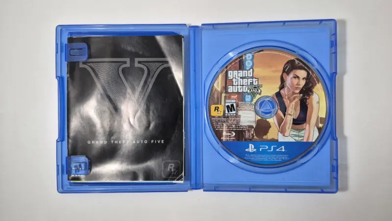 Grand Theft Auto V PS4 - 3