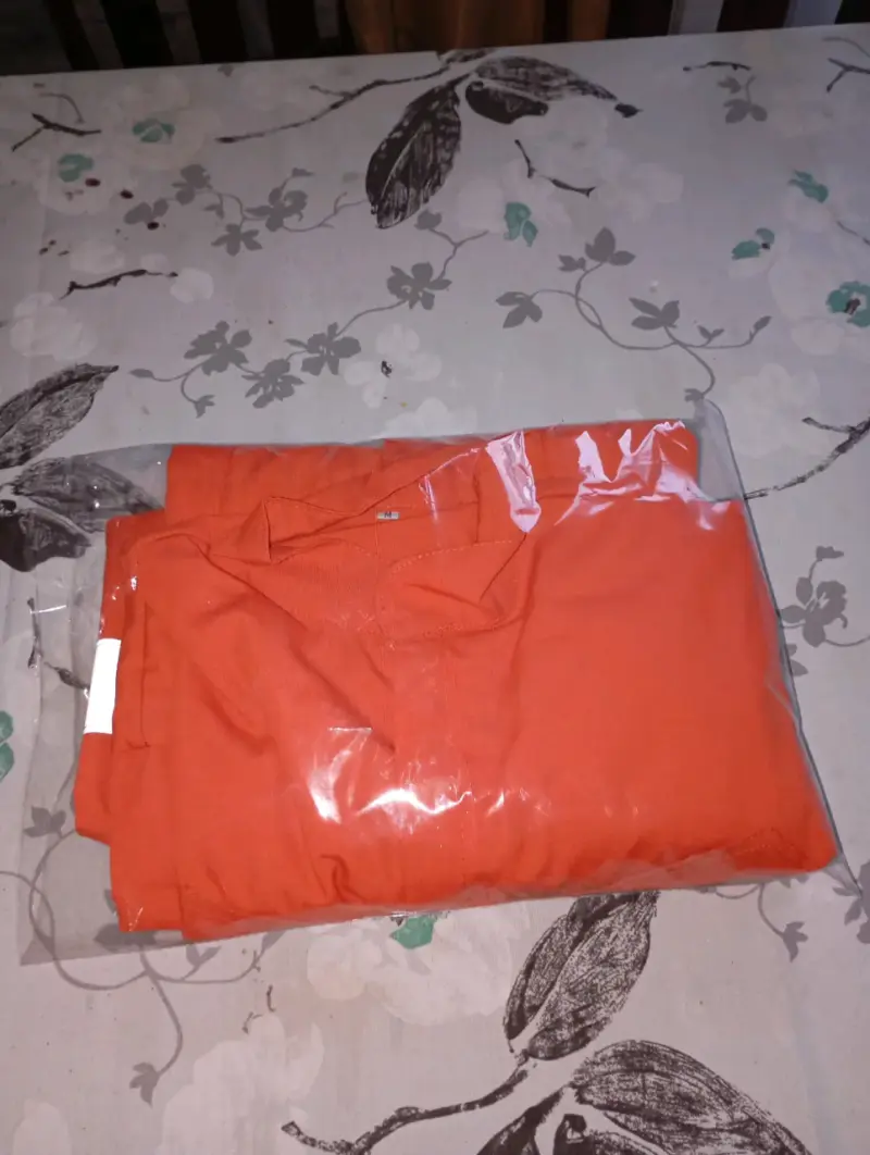 Overol poplin naranja cómo nueva