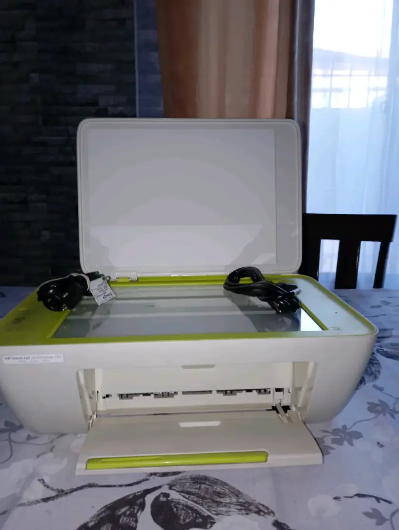Impresora HP DeskJet 1050