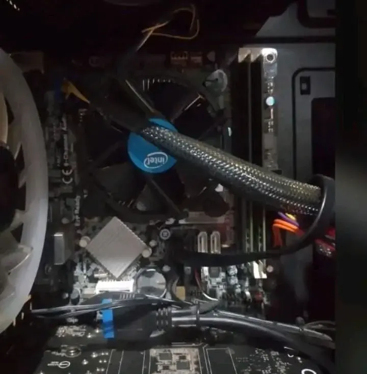 Placa madre + procesador + ram - 3