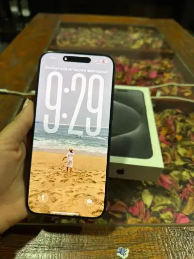 iPhone 15 pro Max 256GB - miniatura 1