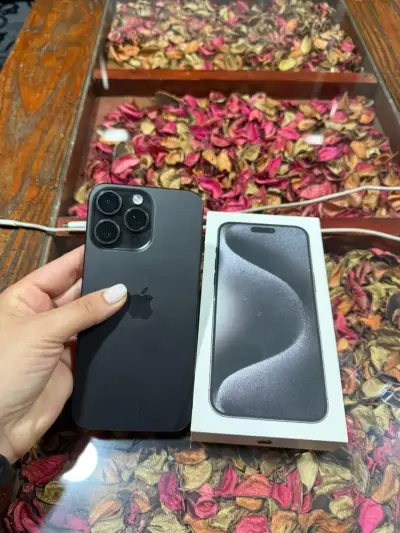 iPhone 15 pro Max 256GB - miniatura 4