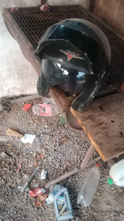 Casco de moto negro FGN - miniatura 1