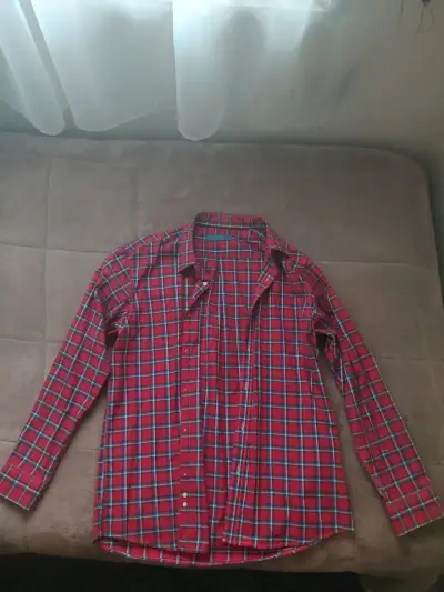 Camisa a cuadros roja - miniatura 1