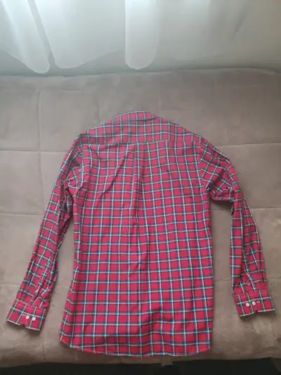 Camisa a cuadros roja - miniatura 3