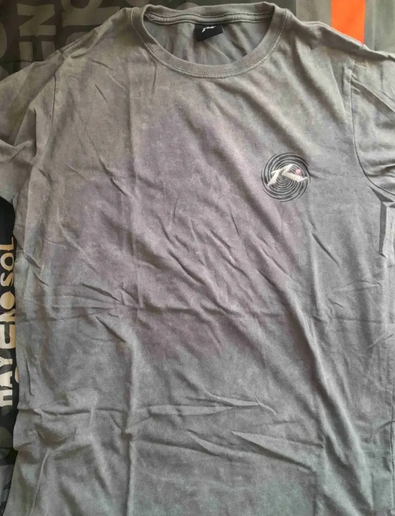 Pack de polera de colo colo y Ripcurl - 4