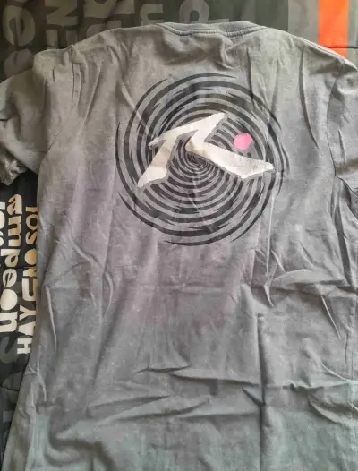 Pack de polera de colo colo y Ripcurl - miniatura 6