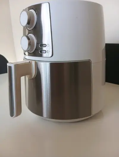 Freidora de aire Midea - miniatura 2