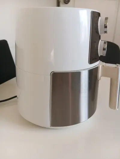 Freidora de aire Midea - miniatura 3