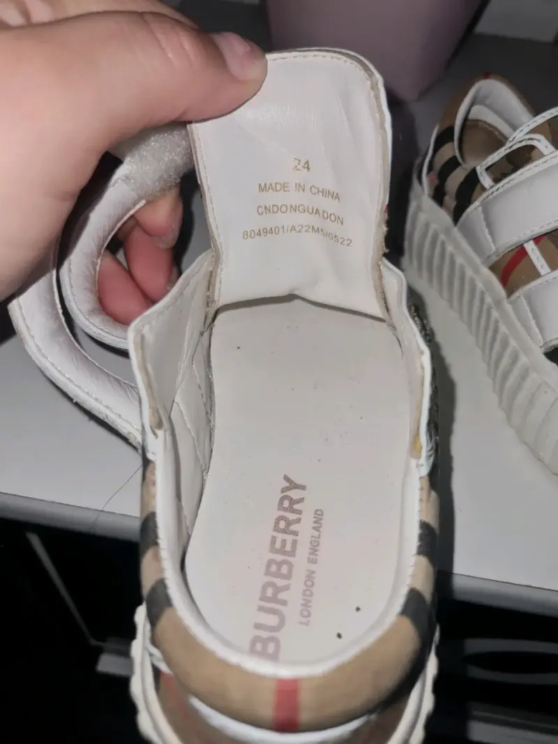 Zapatillas burberry para niños - 3