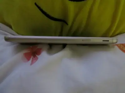 Samsung G570M plateado usado - miniatura 4