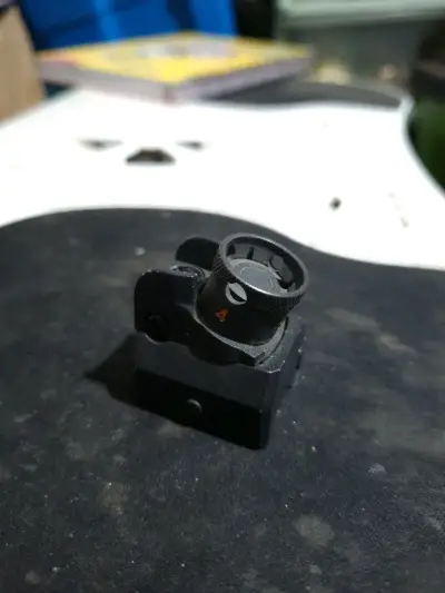 Alza Trasera Metálica Ajustable Airsoft - miniatura 1