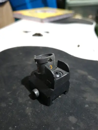 Alza Trasera Metálica Ajustable Airsoft - miniatura 2