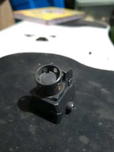 Alza Trasera Metálica Ajustable Airsoft - miniatura 3