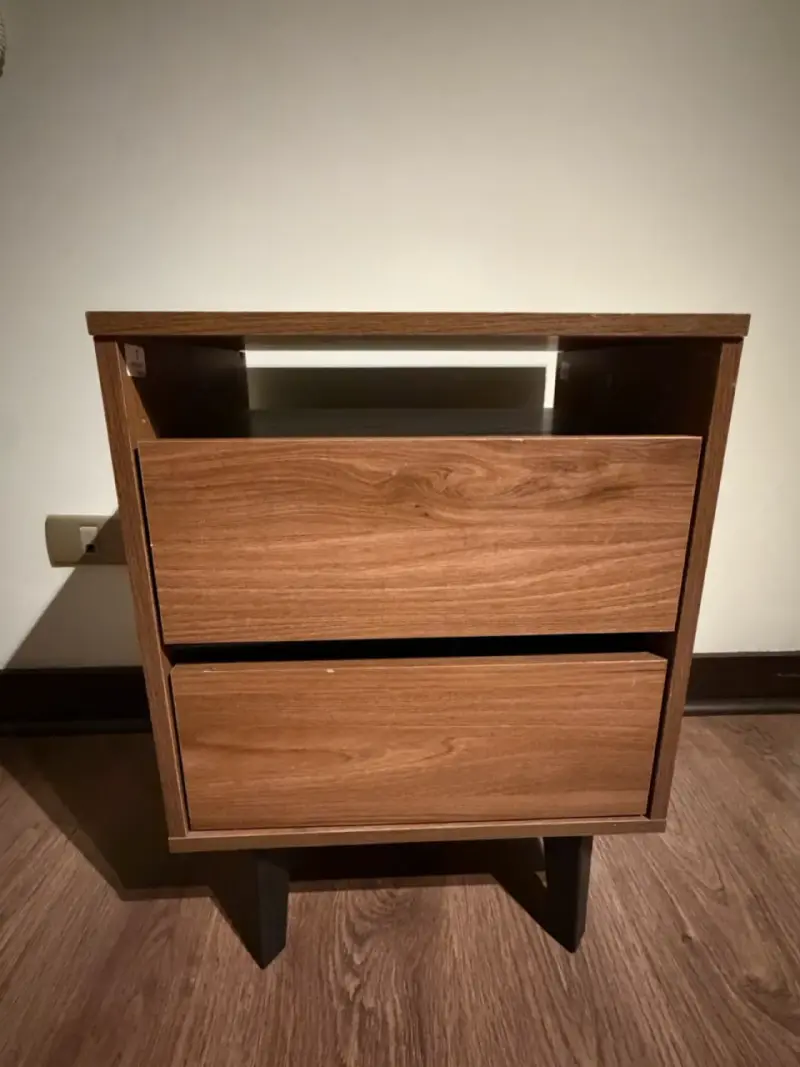 Veladores y respaldo atacama modular