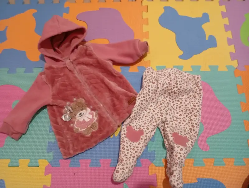 Conjunto polar rosa osito para bebé - 1