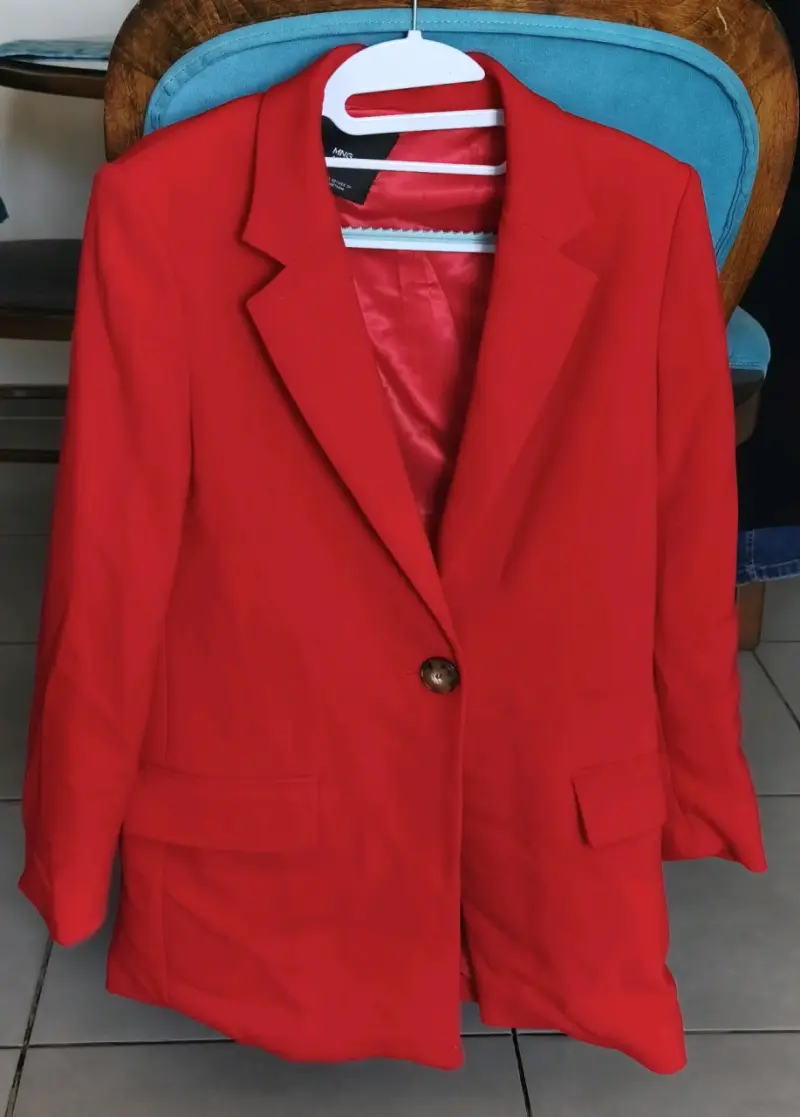 Blazer rojo elegante - 2