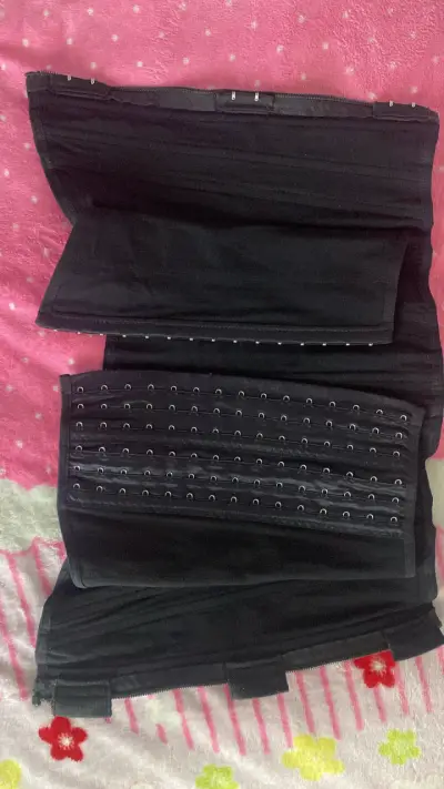 Faja corset negra con cierre - miniatura 2