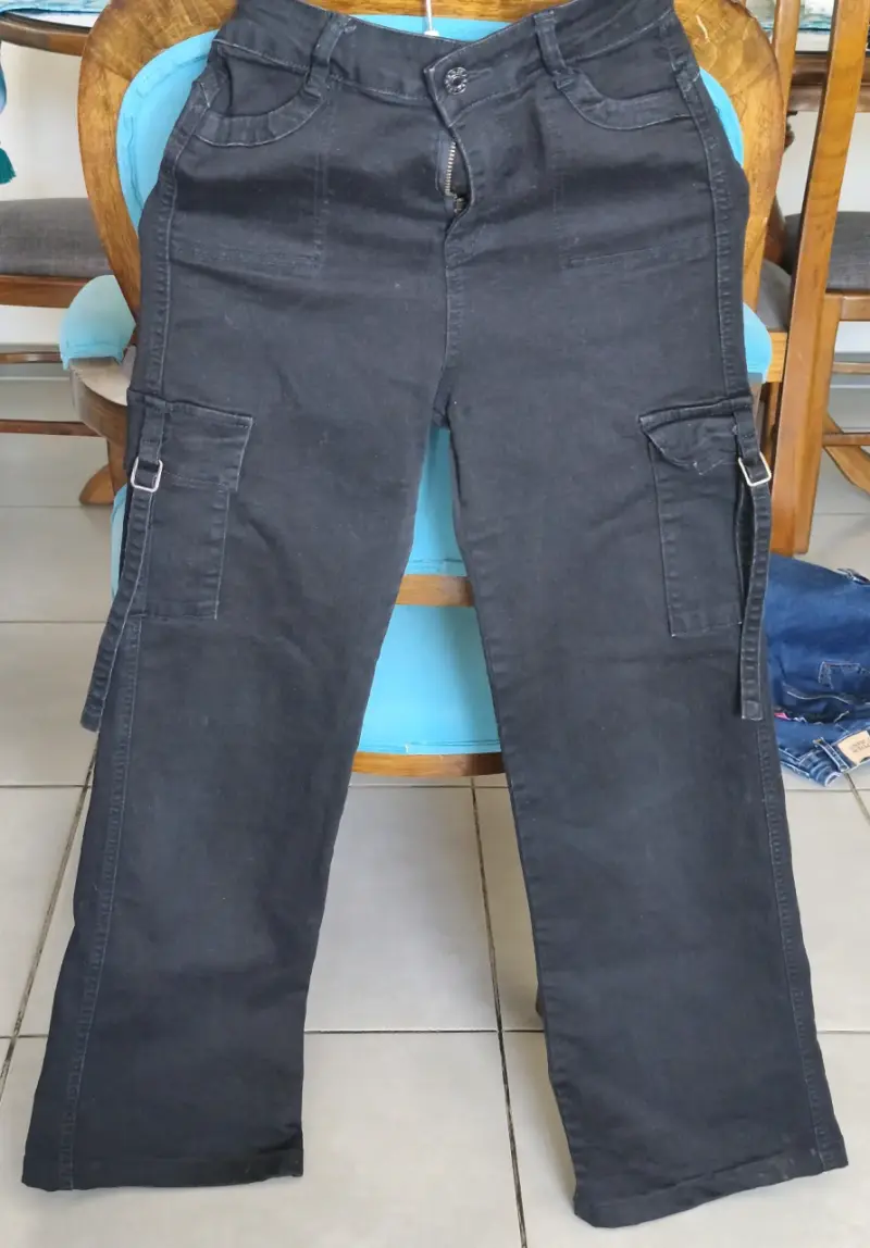 Pantalón cargo negro hombre