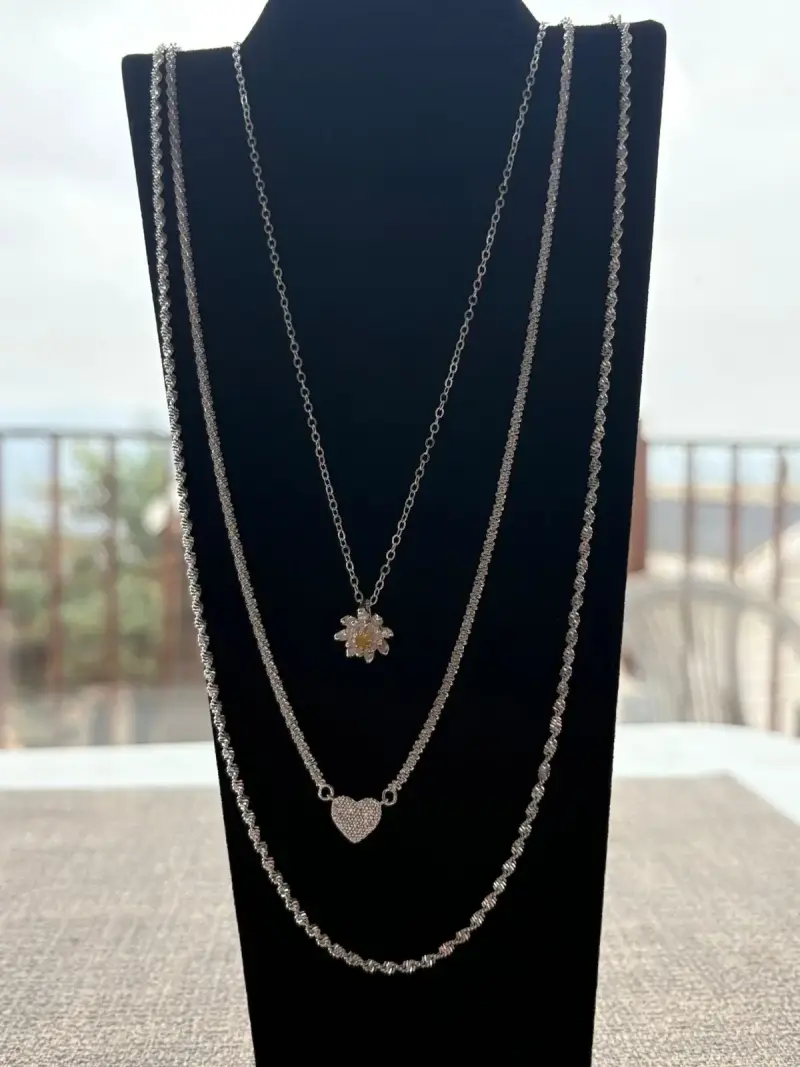 Collares con pendientes de plata