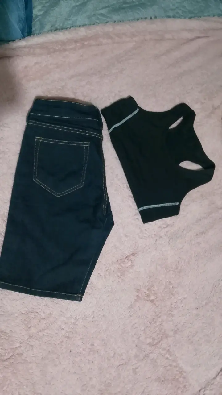 Jeans azul con body encaje verde - 3