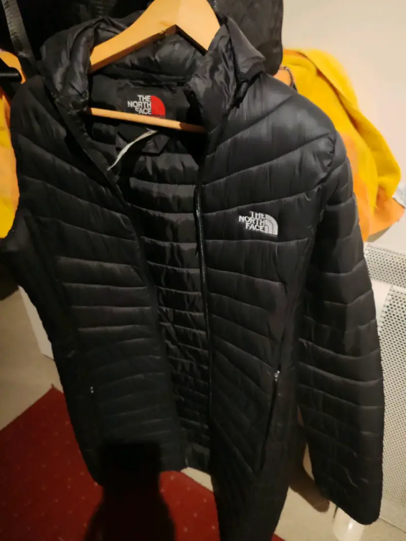 Chaqueta negra The North Face - 1