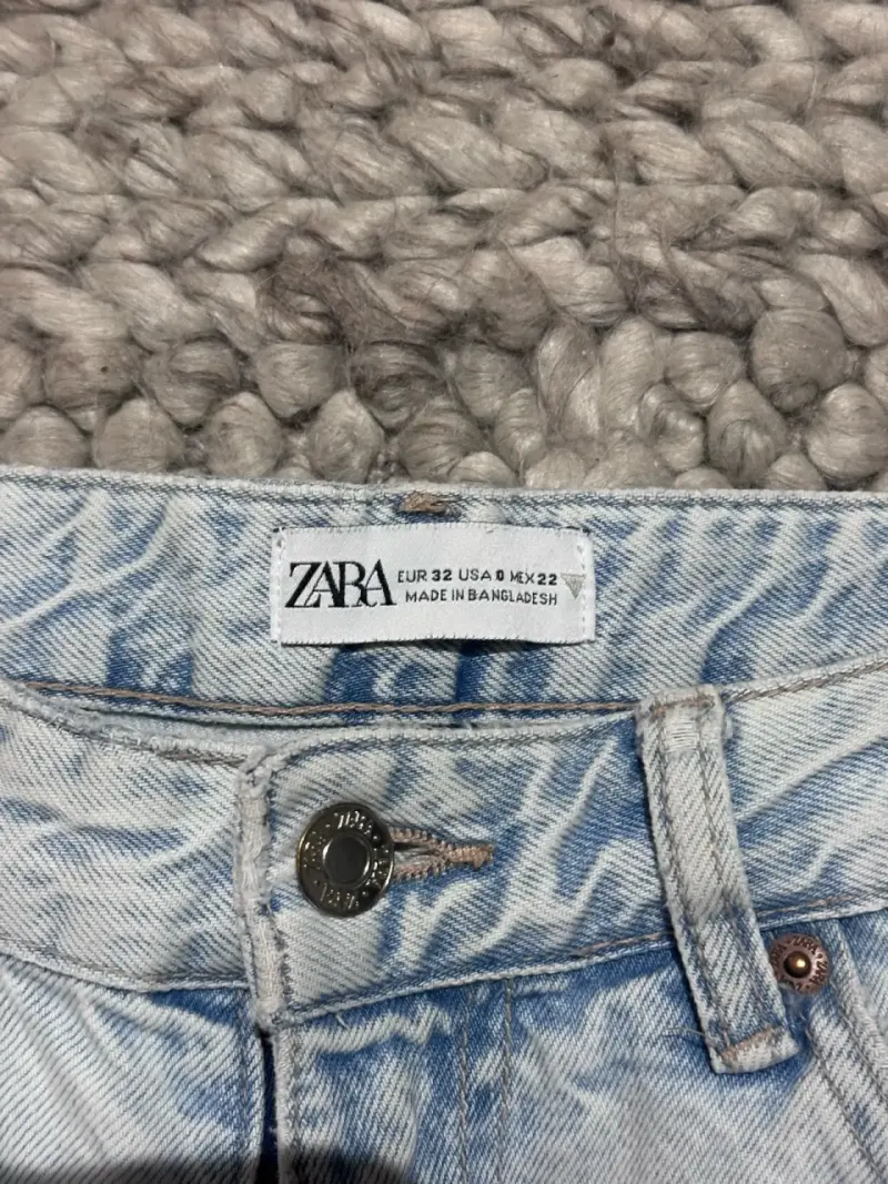 Jeans cargo celestes ZARA - 2
