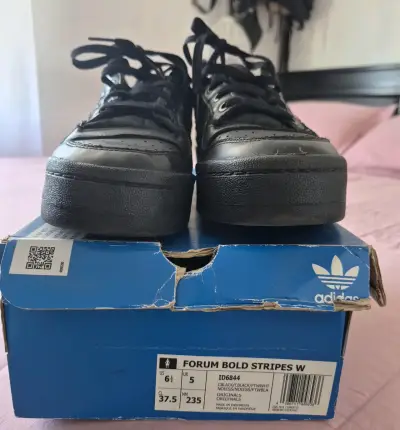 Zapatillas negras Adidas niño - miniatura 3