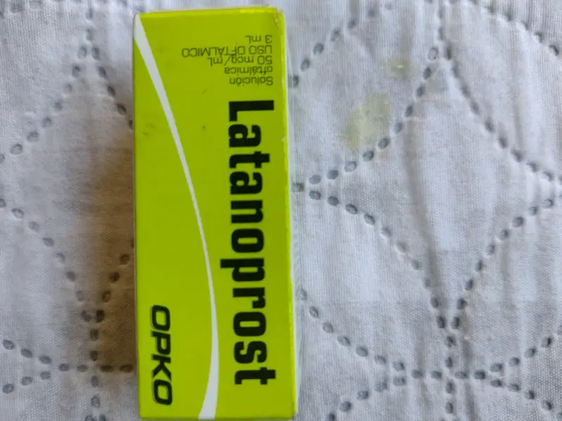 Latanoprost 0.005% solución oftálmica
