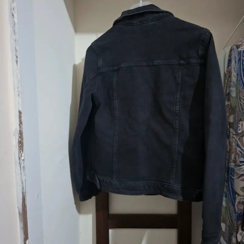 Chaqueta de mezclilla negra - 2