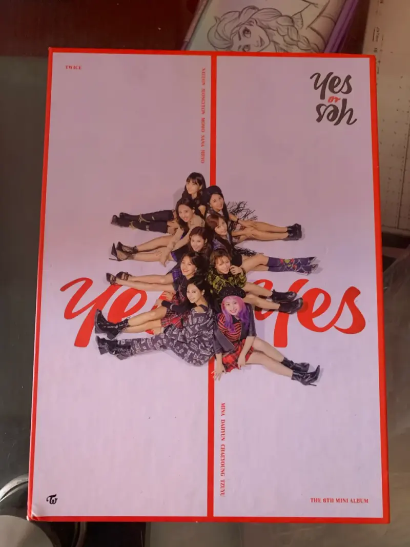 Álbum de K-pop Twice 'Yes or Yes'
