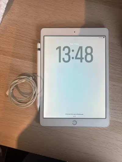 iPad octava generación con Apple Pencil - miniatura 3