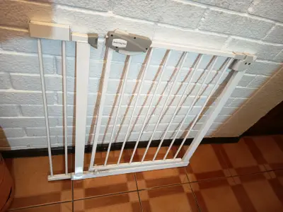 Reja de seguridad para niños - miniatura 2