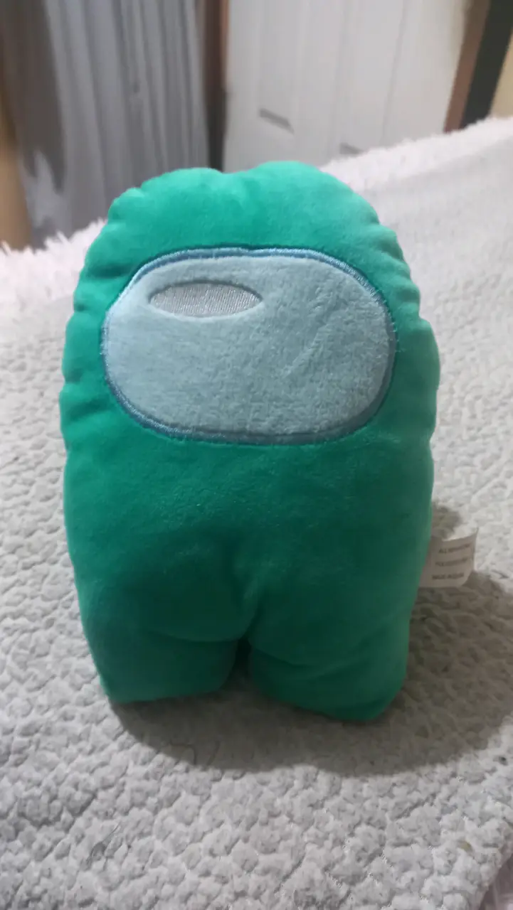 Peluche verde among us