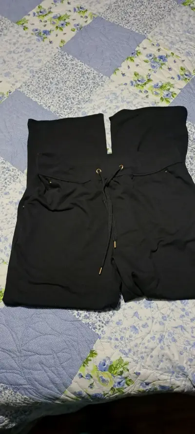 Pantalón negro deportivo - miniatura 2