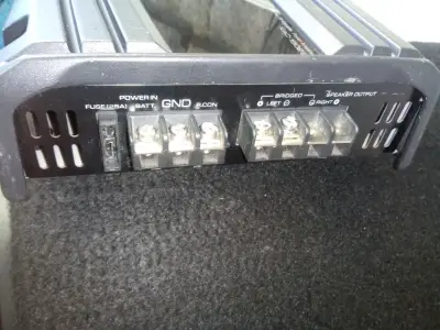 Subwoofer Kenwood con amplificador NEGOCIABLE - miniatura 2