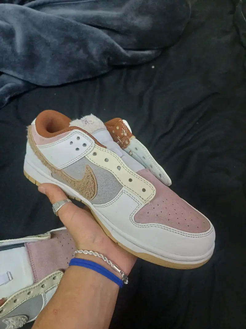 NIKE DUNK