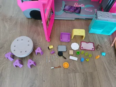 Casa rodante Barbie - miniatura 4