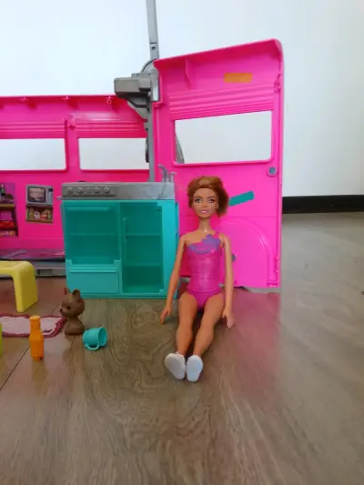 Casa rodante Barbie - miniatura 5